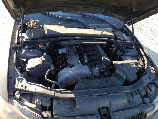 Photo 11 from auction – 2006 BMW 325 I with VIN WBAVB13556KX68094