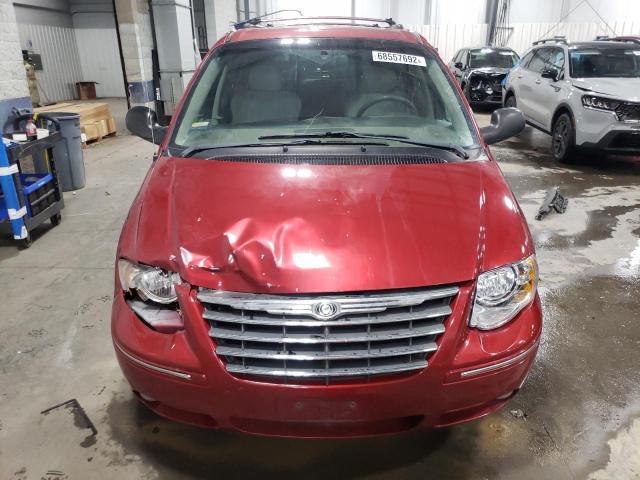 Photo 5 from auction – 2005 CHRYSLER TOWN & COU with VIN 2C8GP64LX5R494431
