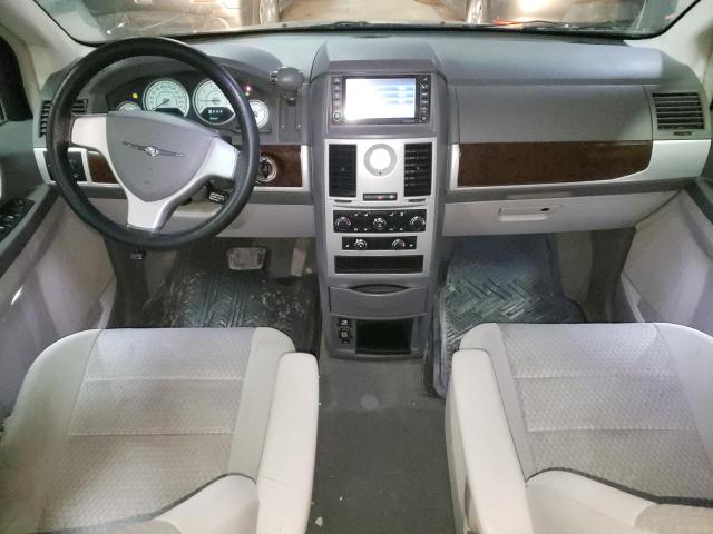 Photo 8 from auction – 2009 CHRYSLER TOWN & COU with VIN 2A8HR54X79R701546