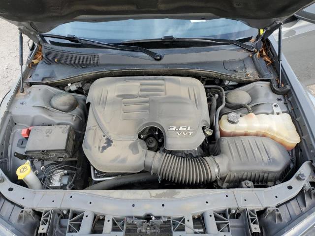 Photo 11 from auction – 2019 CHRYSLER 300 S with VIN 2C3CCABG3KH718522
