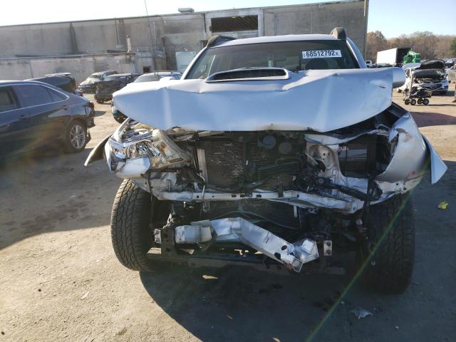 Photo 5 from auction – 2010 TOYOTA TACOMA DOU with VIN 3TMLU4EN5AM049304