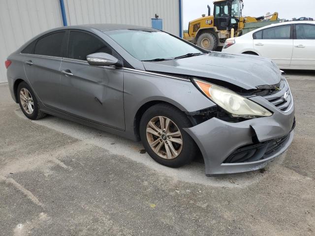 Photo 4 from auction – 2014 HYUNDAI SONATA GLS with VIN 5NPEB4AC2EH867829