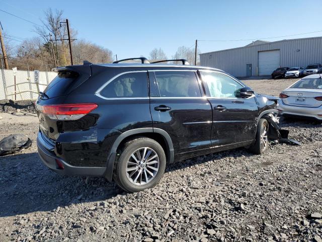 Photo 3 from auction – 2018 TOYOTA HIGHLANDER with VIN 5TDJZRFHXJS533614
