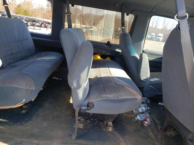 Photo 11 from auction – 1995 FORD ECONOLINE with VIN 1FBJS31H2SHB08777