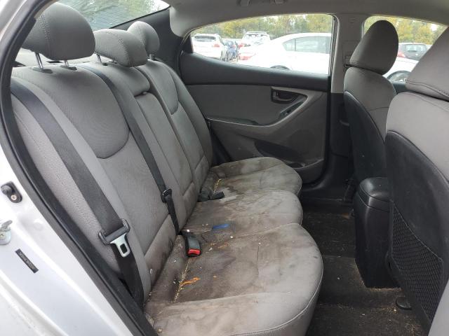 Photo 10 from auction – 2011 HYUNDAI ELANTRA GL with VIN 5NPDH4AE7BH022241