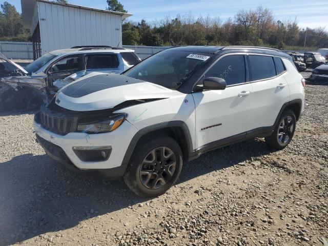 JEEP COMPASS TR 2018 with VIN 3C4NJDDB9JT135763 - Photo from auction