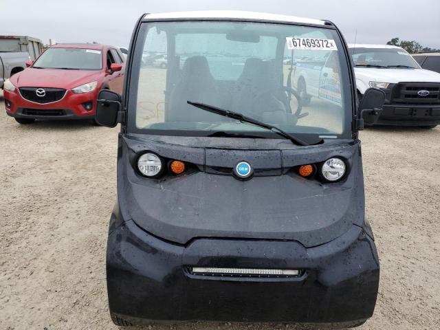 Photo 5 from auction – 2017 GEM E4 with VIN 52CG4AGA5H0016059