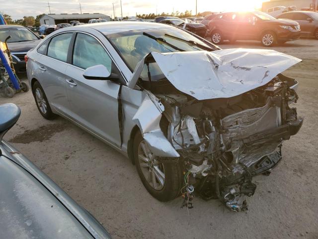 Photo 4 from auction – 2017 HYUNDAI SONATA SE with VIN 5NPE24AF3HH577503