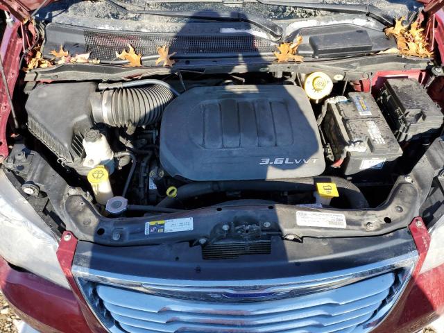 Photo 12 from auction – 2016 CHRYSLER TOWN & COU with VIN 2C4RC1BG2GR208587