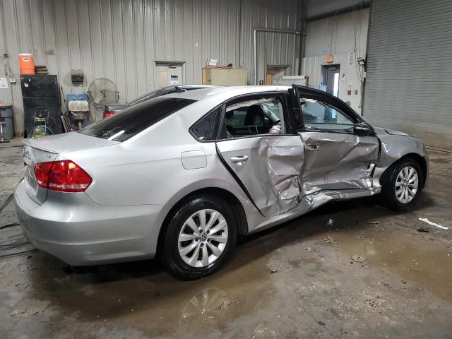 Photo 3 from auction – 2014 VOLKSWAGEN PASSAT S with VIN 1VWAT7A30EC099936