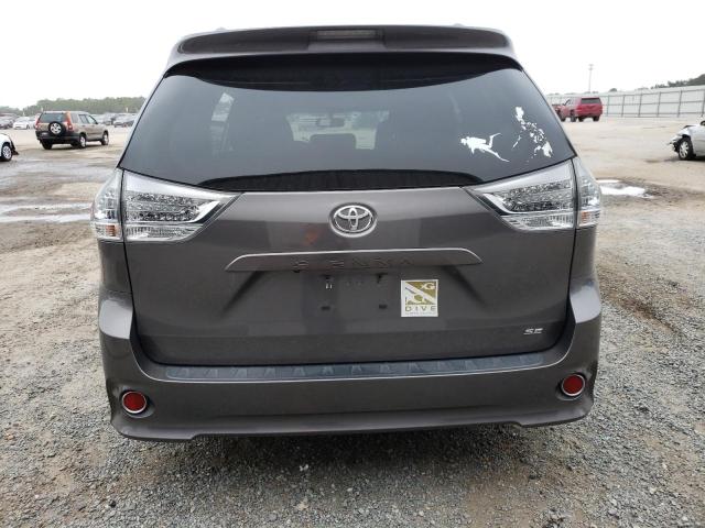 Photo 6 from auction – 2017 TOYOTA SIENNA SE with VIN 5TDXZ3DC4HS799431