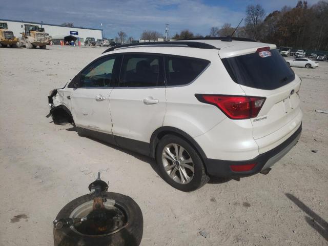 Photo 2 from auction – 2019 FORD ESCAPE SEL with VIN 1FMCU9HD4KUA01723
