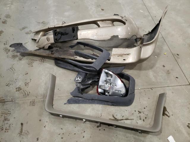 Photo 13 from auction – 2003 DODGE GRAND CARA with VIN 1D4GP44R93B289580