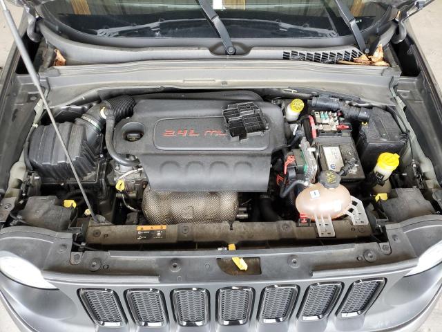 Photo 12 from auction – 2017 JEEP RENEGADE L with VIN ZACCJBBBXHPE75102