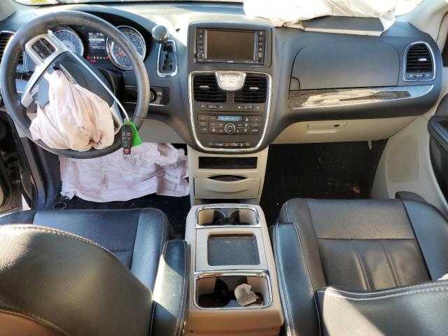Photo 8 from auction – 2015 CHRYSLER TOWN & COU with VIN 2C4RC1BG7FR630160