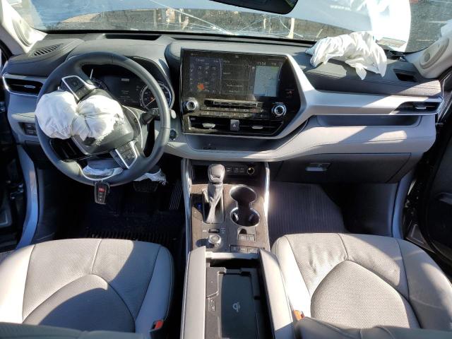 Photo 8 from auction – 2022 TOYOTA HIGHLANDER with VIN 5TDFZRBH3NS226738
