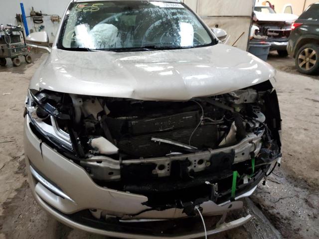 Photo 5 from auction – 2017 LINCOLN MKC RESERV with VIN 5LMTJ3DH1HUL19478