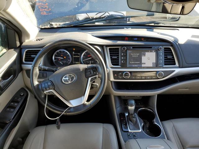 Photo 8 from auction – 2018 TOYOTA HIGHLANDER with VIN 5TDJZRFH1JS859785