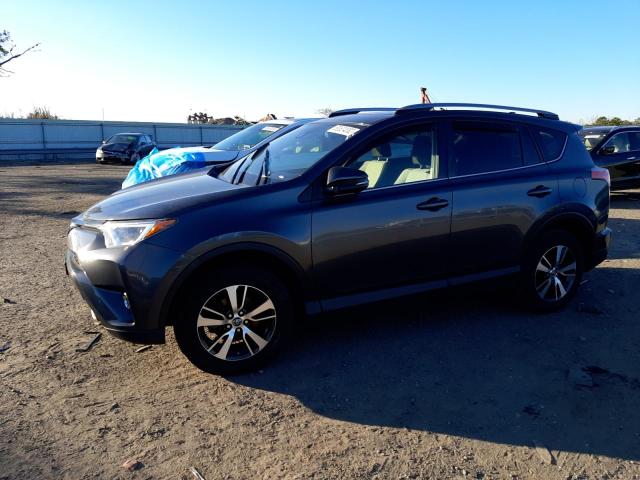 TOYOTA RAV4 XLE 2017 with VIN JTMRFREV1HD199286 - Photo from auction
