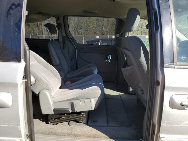 Photo 11 from auction – 2006 CHRYSLER TOWN & COU with VIN 2A8GP54L06R730669