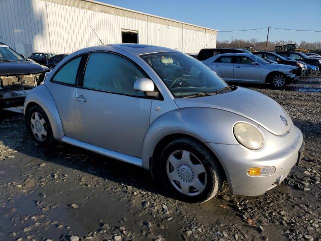 Photo 4 from auction – 2000 VOLKSWAGEN NEW BEETLE with VIN 3VWCC21C5YM460091