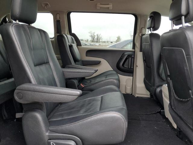 Photo 11 from auction – 2014 CHRYSLER TOWN & COU with VIN 2C4RC1BG1ER444161