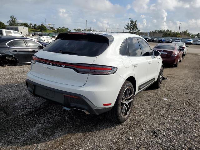 Photo 3 from auction – 2022 PORSCHE MACAN with VIN WP1AA2A51NLB07277