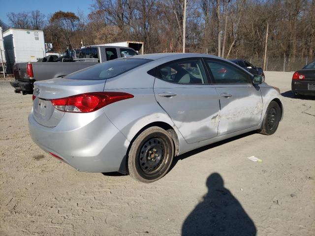 Photo 3 from auction – 2012 HYUNDAI ELANTRA GL with VIN 5NPDH4AE0CH091693