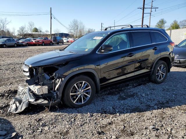 TOYOTA HIGHLANDER 2018 with VIN 5TDJZRFHXJS533614 - Photo from auction