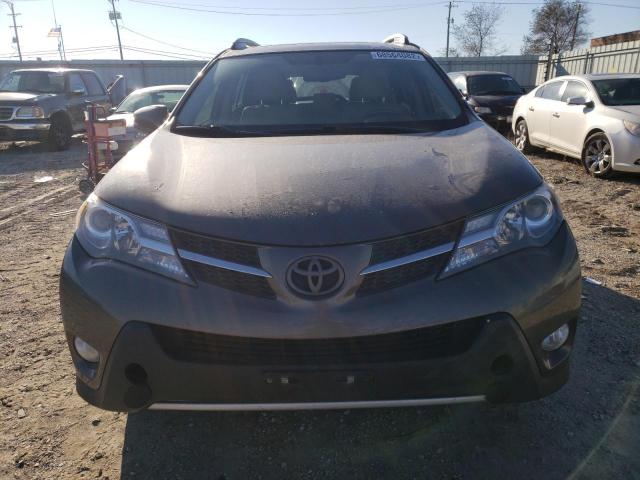 Photo 5 from auction – 2015 TOYOTA RAV4 LIMIT with VIN JTMDFREV9FD168214