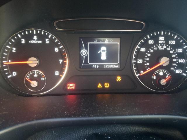 Photo 9 from auction – 2016 KIA SORENTO LX with VIN 5XYPGDA54GG076420