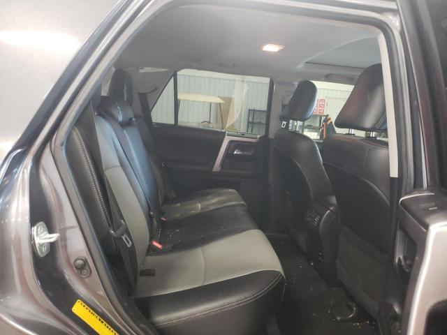 Photo 11 from auction – 2017 TOYOTA 4RUNNER SR with VIN JTEBU5JR2H5422854