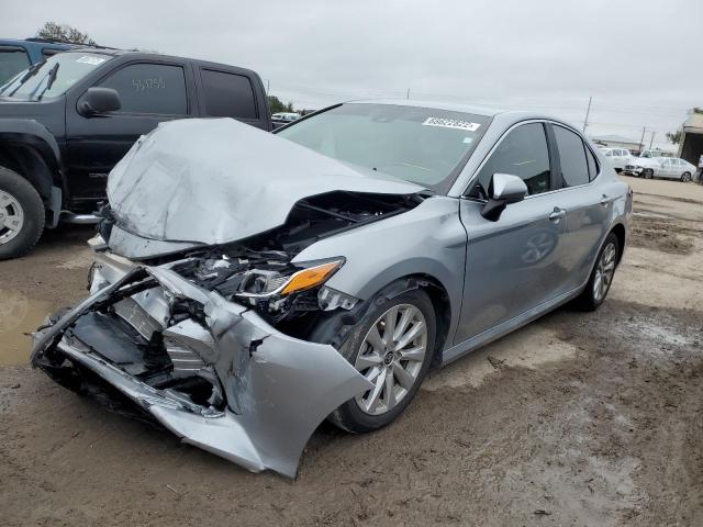 Photo 1 from auction – 2020 TOYOTA CAMRY LE with VIN 4T1C11AK2LU377325