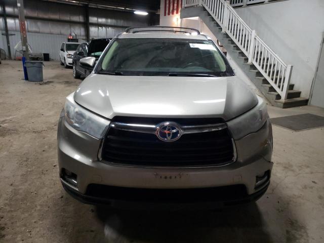 Photo 5 from auction – 2015 TOYOTA HIGHLANDER with VIN 5TDDCRFHXFS011975