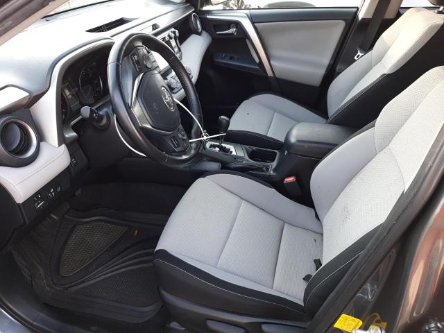 Photo 7 from auction – 2017 TOYOTA RAV4 XLE with VIN JTMRFREV1HD199286