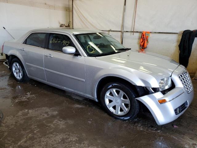 Photo 4 from auction – 2005 CHRYSLER 300 TOURIN with VIN 2C3JA53G25H552324