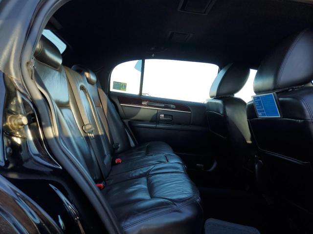 Photo 10 from auction – 2011 LINCOLN TOWN CAR E with VIN 2LNBL8EV7BX762678