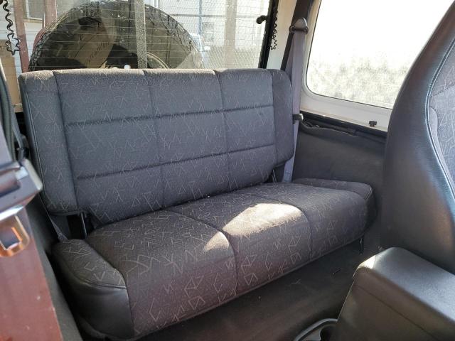 Photo 10 from auction – 2002 JEEP WRANGLER / with VIN 1J4FA49S02P728733
