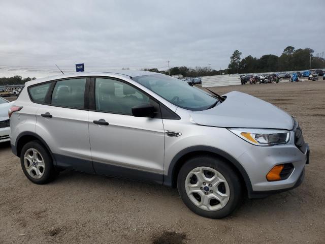 Photo 4 from auction – 2017 FORD ESCAPE S with VIN 1FMCU0F77HUB20447
