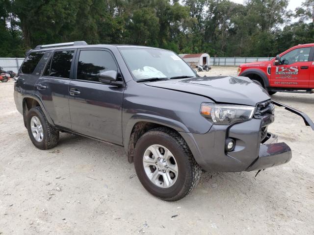 Photo 4 from auction – 2022 TOYOTA 4RUNNER SR with VIN JTEEU5JR2N5268560