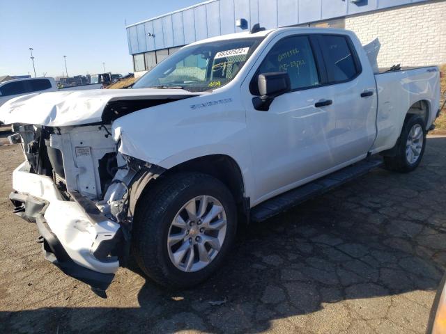 CHEVROLET SILVERADO 2020 with VIN 1GCRYBEK3LZ251391 - Photo from auction