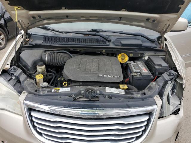 Photo 11 from auction – 2014 CHRYSLER TOWN & COU with VIN 2C4RC1BG4ER211682