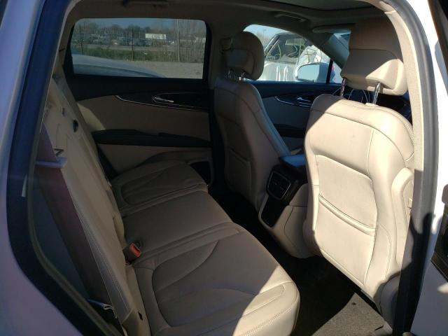 Photo 10 from auction – 2016 LINCOLN MKX RESERV with VIN 2LMTJ8LR1GBL27258