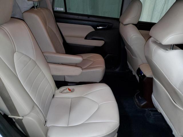 Photo 11 from auction – 2021 TOYOTA HIGHLANDER with VIN 5TDGBRCH6MS523976