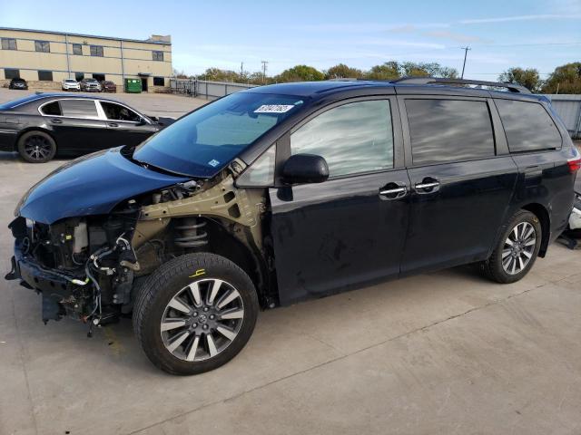 TOYOTA SIENNA XLE 2018 with VIN 5TDDZ3DC1JS194842 - Photo from auction