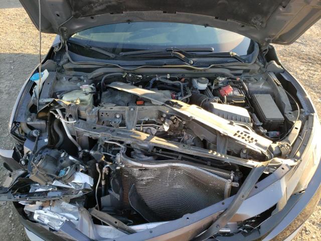 Photo 11 from auction – 2018 HONDA CIVIC LX with VIN 2HGFC2E52JH563387