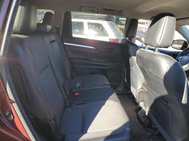 Photo 11 from auction – 2017 TOYOTA HIGHLANDER with VIN 5TDBZRFH1HS425395