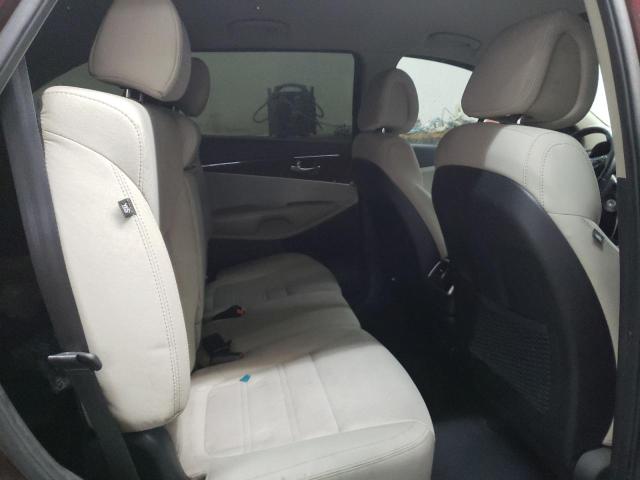 Photo 11 from auction – 2016 KIA SORENTO LX with VIN 5XYPGDA33GG148237