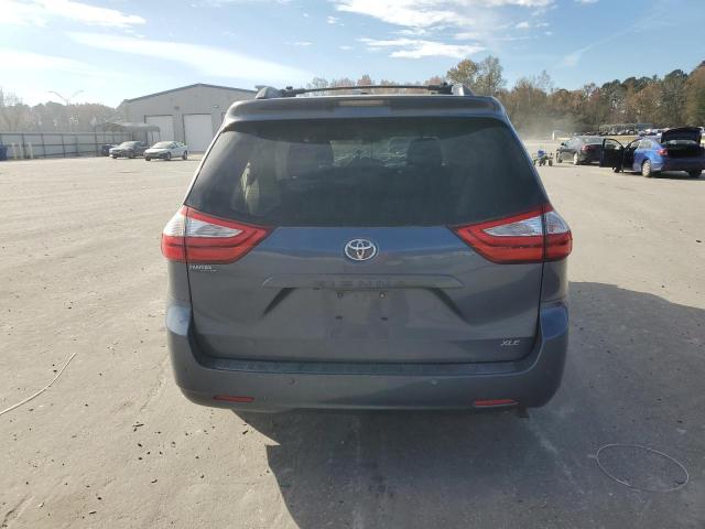 Photo 6 from auction – 2015 TOYOTA SIENNA XLE with VIN 5TDYK3DC6FS556936