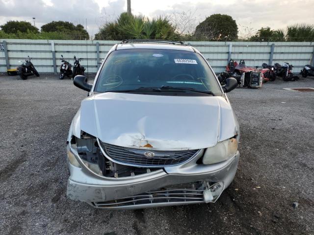 Photo 5 from auction – 2001 CHRYSLER TOWN & COU with VIN 2C4GP54L51R206935